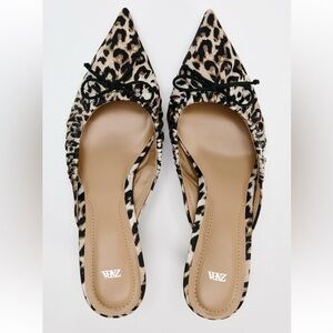 Zara Leopard Print Slip-On Mules in Tan and Black